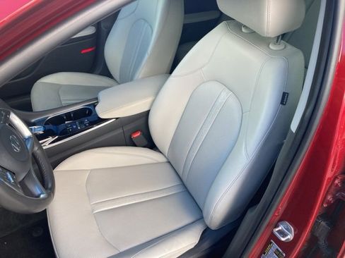Used 2023 Hyundai Sonata Limited image 10
