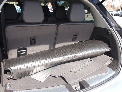 Used 2016 Acura MDX SH-AWD w/ Tech & Entertainment image 16