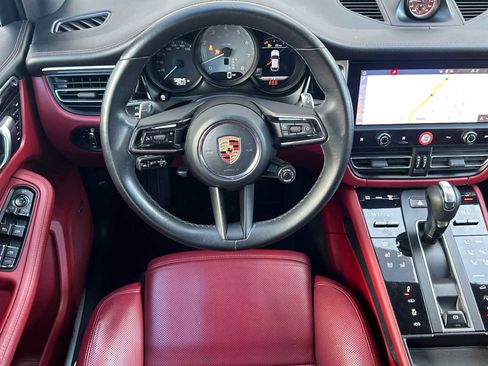 Certified 2022 Porsche Macan S image 15