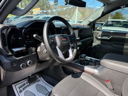 Used 2024 GMC Sierra 1500 SLT w/ SLT Premium Plus Package image 13