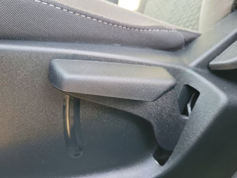 Certified 2022 Ford Escape SE w/ Cold Weather Package image 18