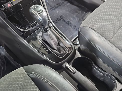 Used 2019 Buick Encore Sport Touring image 21