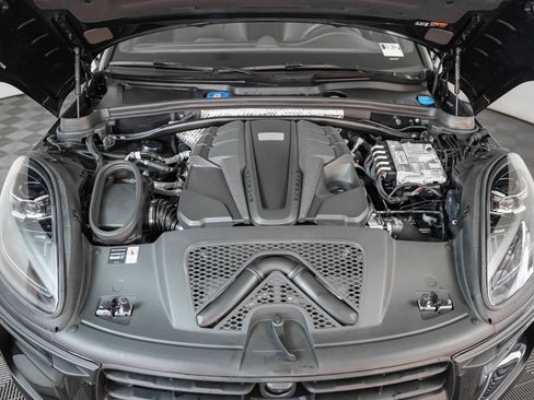 New 2026 Porsche Macan S image 13
