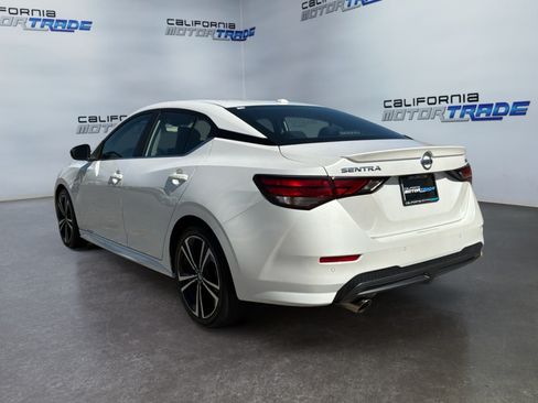 Used 2023 Nissan Sentra SR w/ Electronics Package FWD image 7