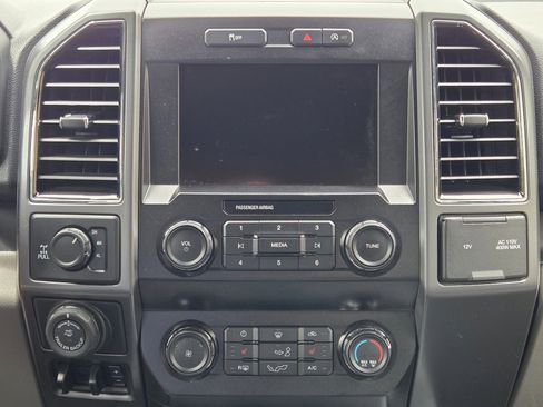 Used 2020 Ford F150 XLT w/ Equipment Group 302A Luxury image 21