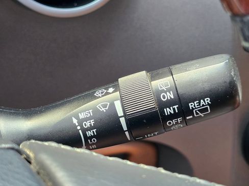 Used 2017 Toyota Sequoia Platinum RWD image 38