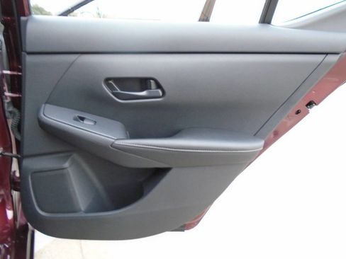 Used 2024 Nissan Sentra SV image 30