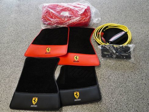 Used 2023 Ferrari 296 GTS RWD image 34