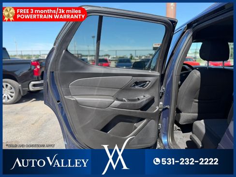 Used 2023 Chevrolet Traverse LT AWD/4WD image 13