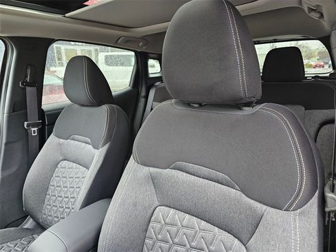 New 2026 Nissan Kicks SV image 11