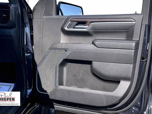 Used 2025 GMC Sierra 1500 SLT image 24