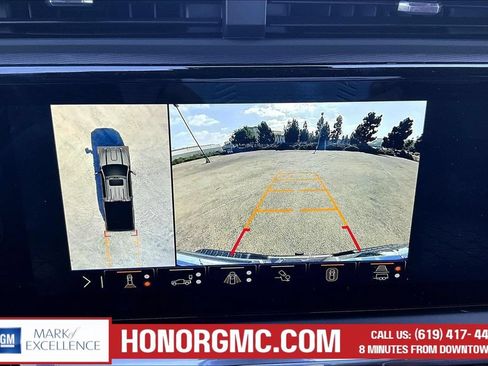 Used 2025 GMC Sierra 3500 Denali Ultimate AWD/4WD image 15