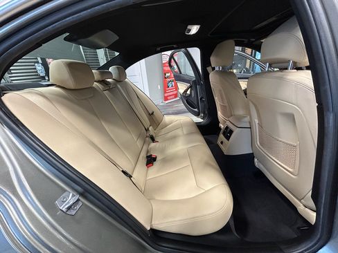 Used 2018 BMW 330i xDrive Sedan AWD/4WD image 47
