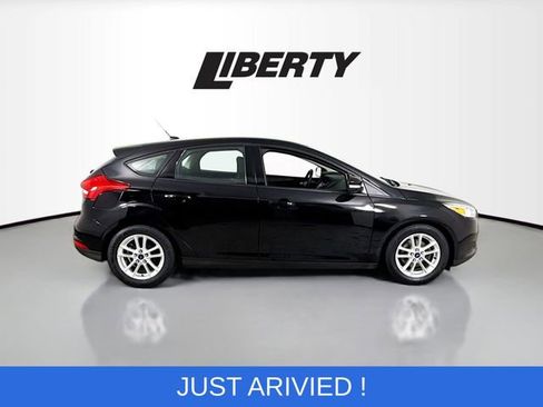 Used 2016 Ford Focus SE image 8