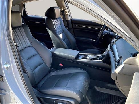 Used 2022 Honda Accord Touring image 24