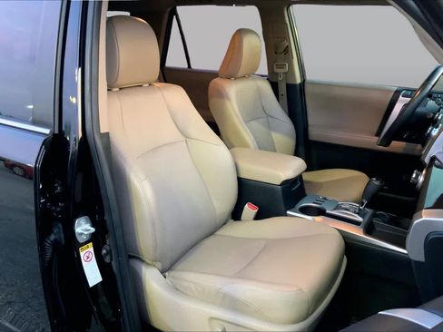 Used 2014 Toyota 4Runner Limited RWD image 9