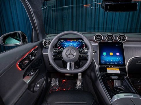 New 2026 Mercedes-Benz GLC 300 image 14