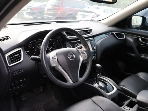 Used 2015 Nissan Rogue SL w/ SL Premium Package AWD/4WD image 9