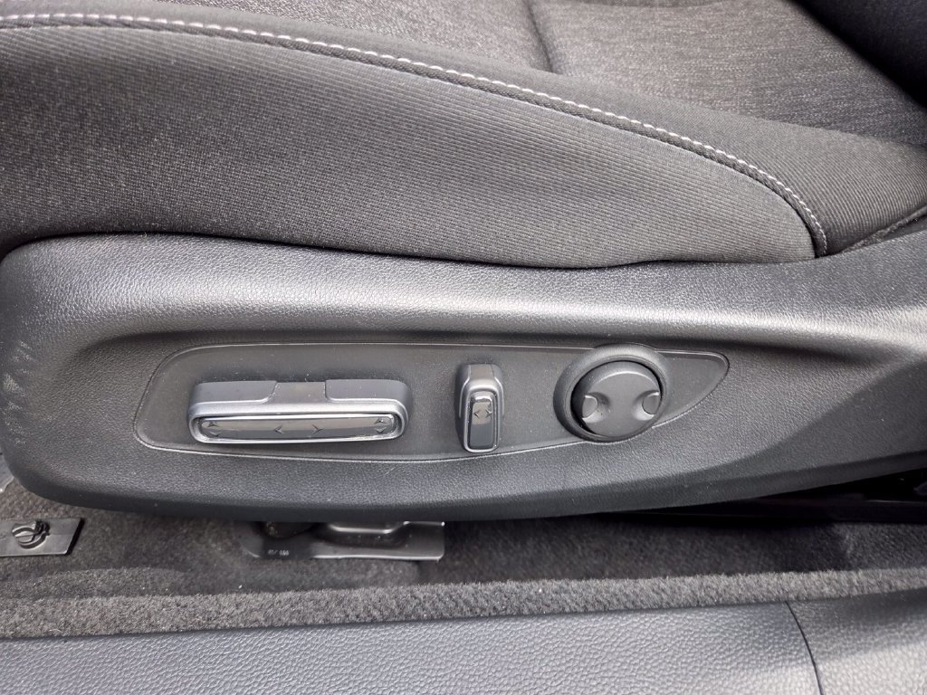 Used 2025 Honda Accord SE image 10