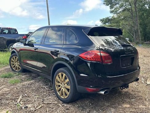 Used 2011 Porsche Cayenne S AWD/4WD image 13