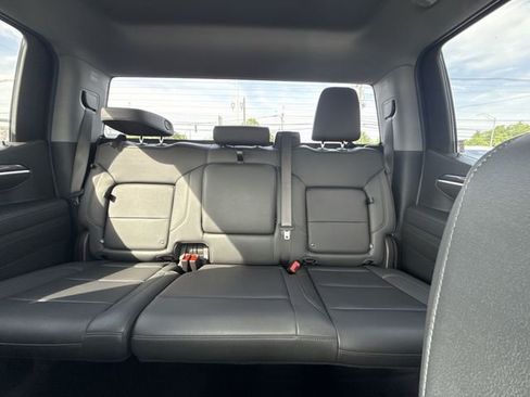 Used 2024 Chevrolet Silverado 1500 LTZ AWD/4WD image 21