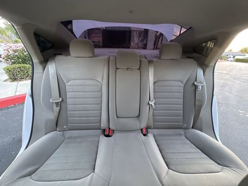 Used 2020 Ford Fusion SE image 21