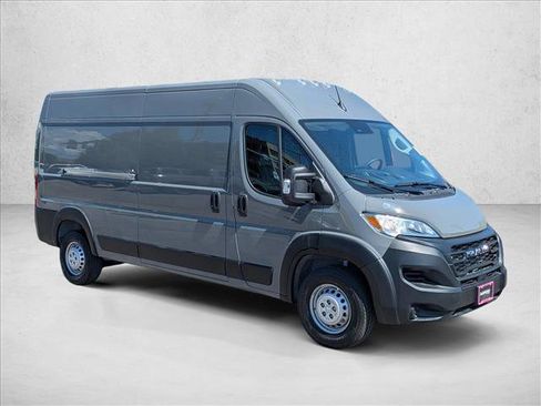 New 2026 RAM ProMaster 3500 w/ Premium Convenience Group FWD image 3