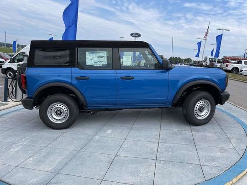 New 2025 Ford Bronco 4-Door AWD/4WD image 2