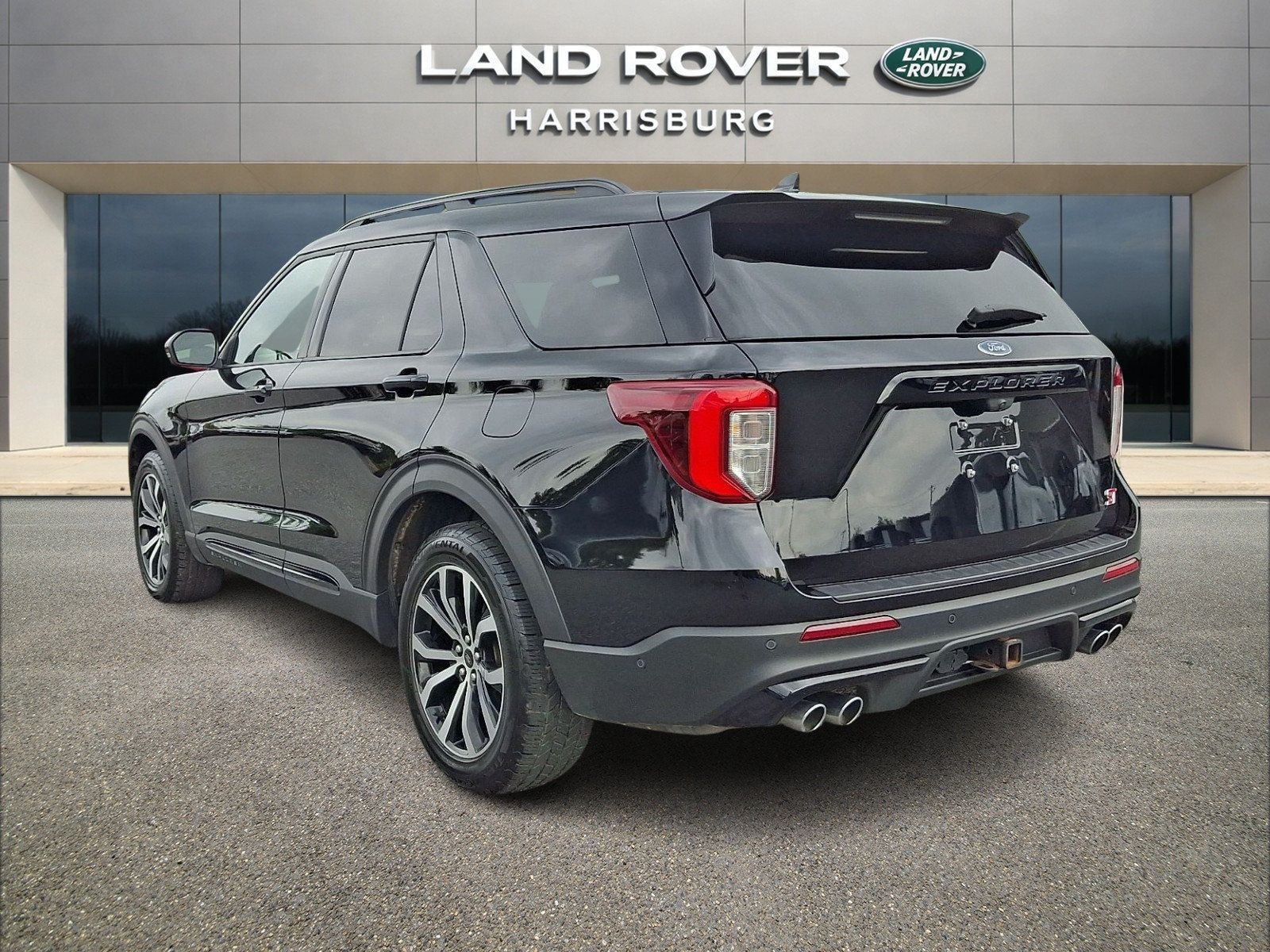 Used 2020 Ford Explorer ST w/ Premium Technology Package AWD/4WD image 2