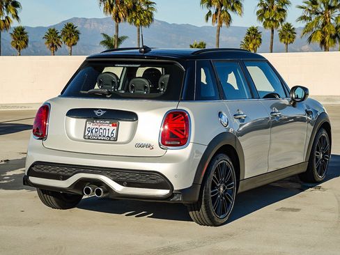 Used 2023 MINI Cooper S image 7