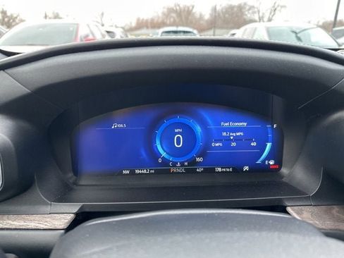 Used 2022 Ford Explorer Platinum w/ Equipment Group 601A image 15