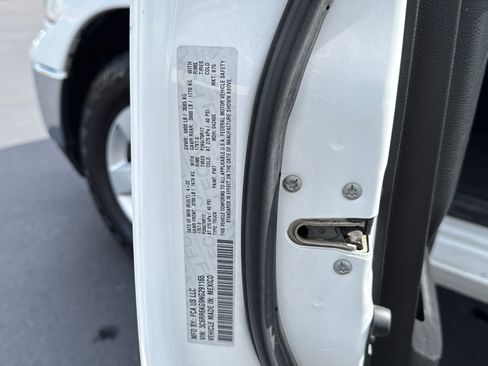 Used 2022 RAM 1500 Tradesman w/ Chrome Plus Package RWD image 35
