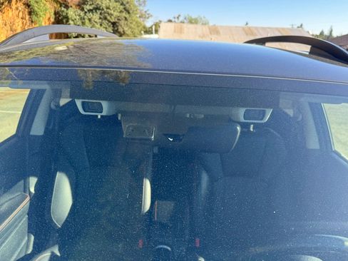 Used 2021 Subaru Crosstrek 2.5i Limited image 12