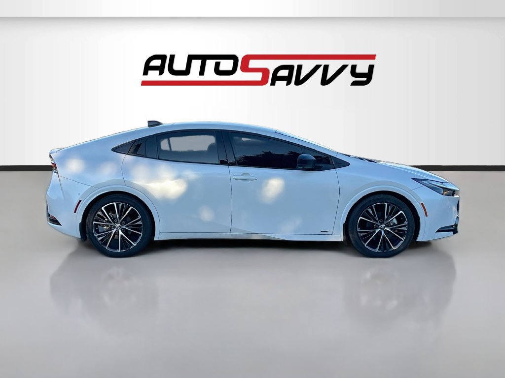 Used 2024 Toyota Prius Limited w/ Limited Premium Package AWD/4WD image 8