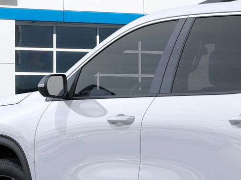 New 2026 Chevrolet Traverse LT w/ Driver Confidence Package image 12