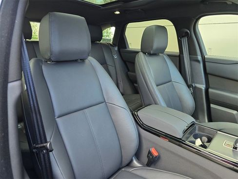 New 2026 Land Rover Range Rover Velar S image 32