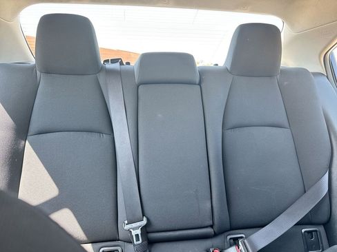Used 2021 Toyota Corolla LE FWD image 33