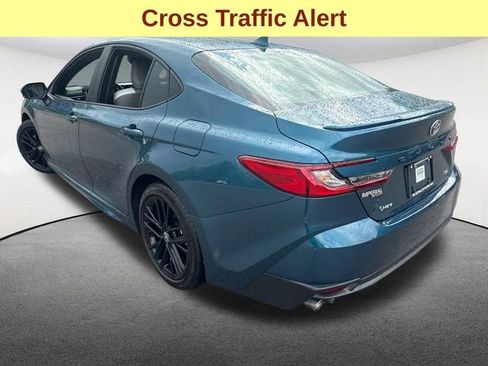 Certified 2025 Toyota Camry SE w/ Convenience Package image 9