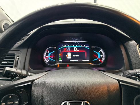 Used 2022 Honda Pilot Touring image 29