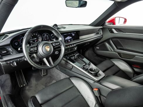 Used 2020 Porsche 911 Carrera 4S w/ Sport Package AWD/4WD image 4