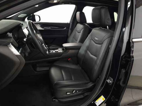 Certified 2022 Cadillac XT5 Premium Luxury image 18