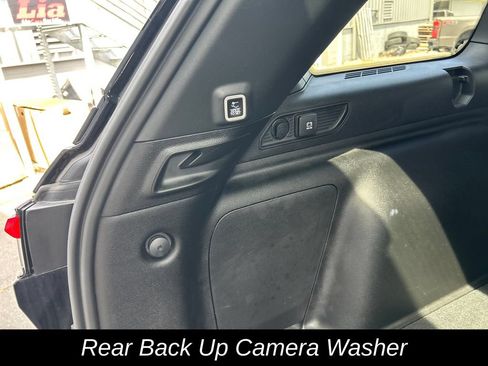 Used 2023 Jeep Grand Cherokee 4WD 4xe w/ Luxury Tech Group II image 33