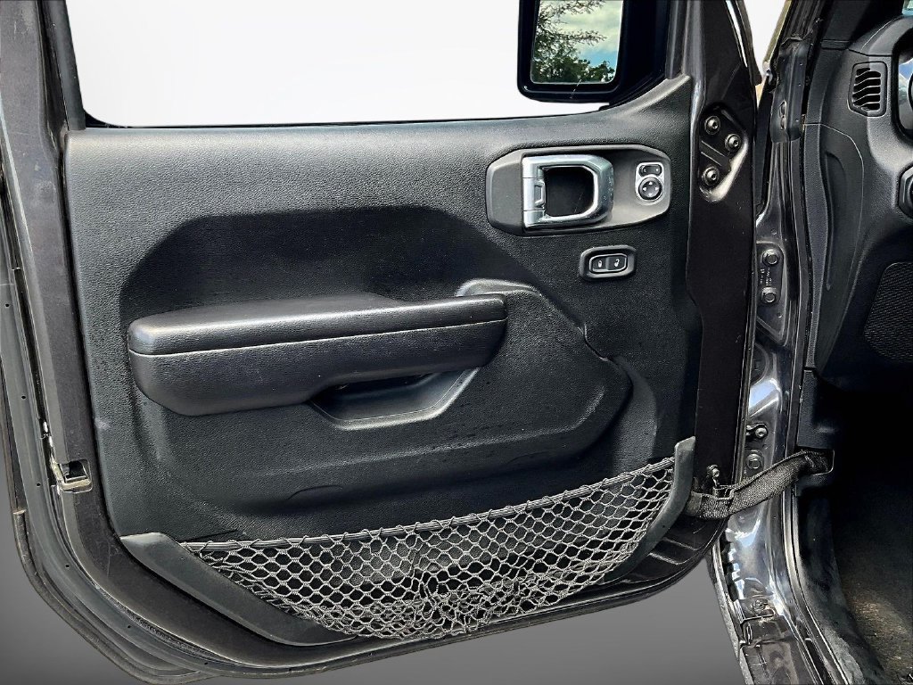Used 2020 Jeep Wrangler Unlimited Sport AWD/4WD image 19
