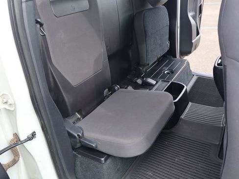 Used 2017 Toyota Tacoma TRD Sport w/ Premium & Technology Package image 29