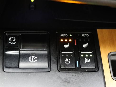 Used 2022 Lexus RX 350 350 w/ Premium Package image 26