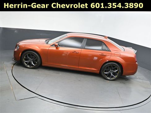 Used 2021 Chrysler 300 S image 32