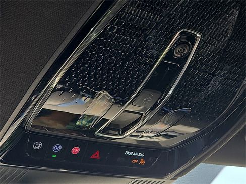 New 2026 Cadillac Vistiq Sport image 26