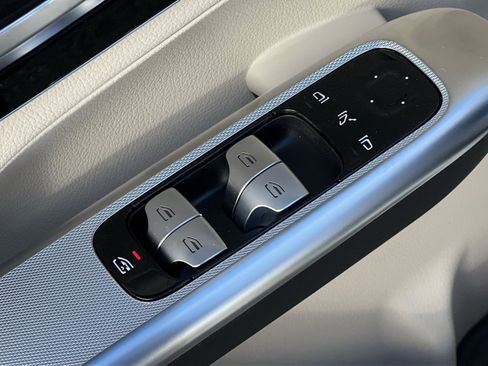 New 2026 Mercedes-Benz GLC 300 4MATIC image 13