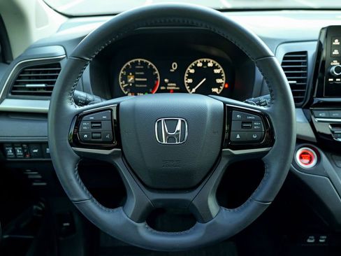 Used 2025 Honda Odyssey EX-L image 41