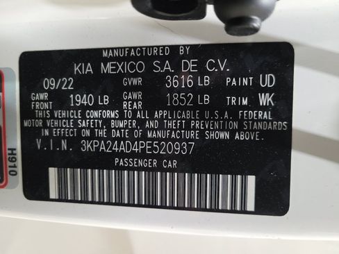 Used 2023 Kia Rio LX FWD image 33